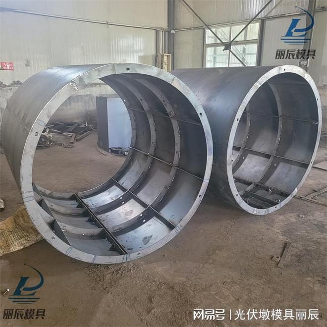 新型检查井钢模具 丽辰雨水井模具水泥检查井砌块(图1)