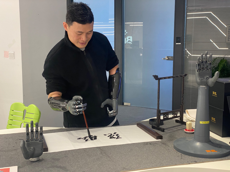 9博官网 入口奋斗凝聚前行力量——写在2024年“五一”国际劳动节之际(图6)